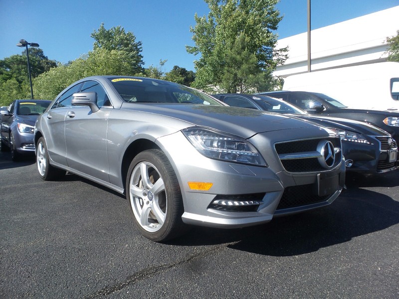 Pre owned mercedes cls550 #7